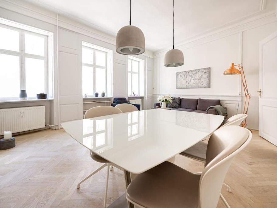 Apartment Kattesundet Charm - Historical Center Kopenhagen
